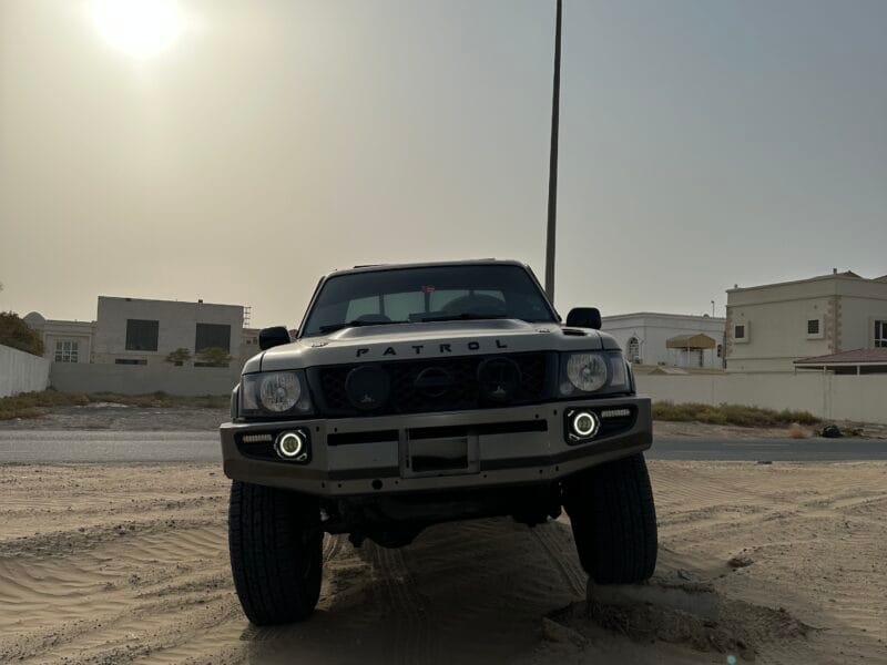Nissan Patrol Y61 Pickup, with amazing body kit, 4inches lifted king shocks, two LCD screen with apple car play and cruise control