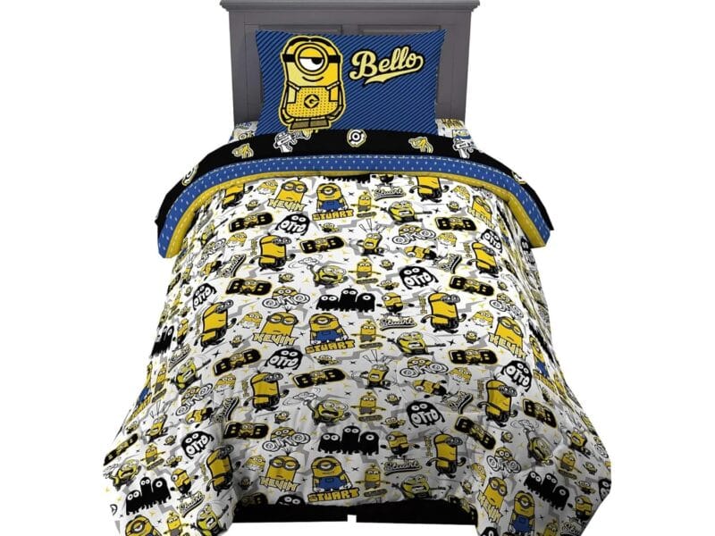 Franco Kids Bedding Super Soft Twin Comforter and Twin Flat Sheet & One Pillowcase Minions The Rise Of Gru