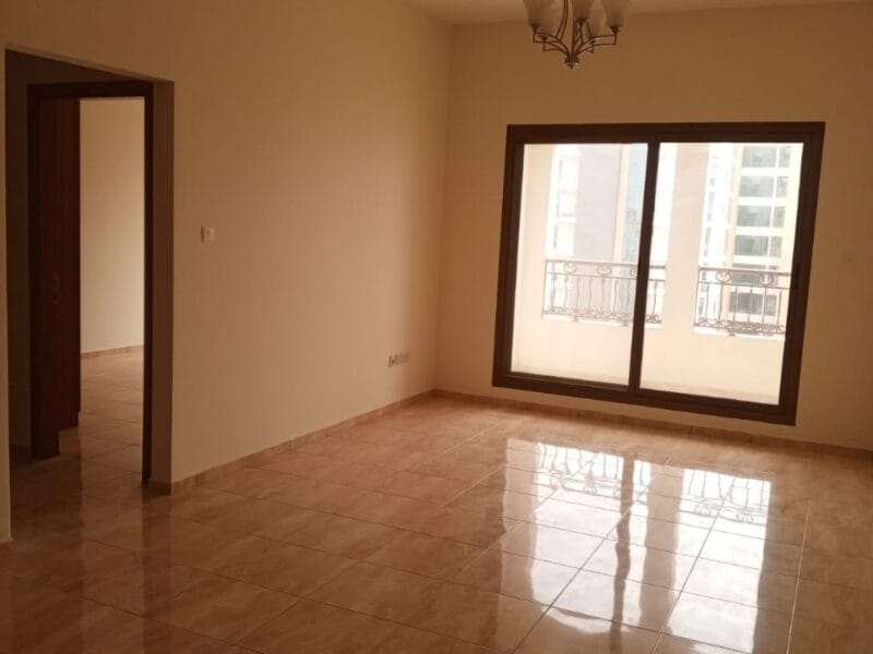 2 Bedroom Apartment Muhaisnah 4