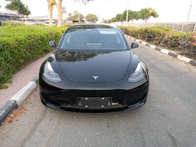 TESLA MODEL 3 COLOR BLACK MODEL YEAR 2021