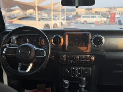 Jeep Wrangler Sahara