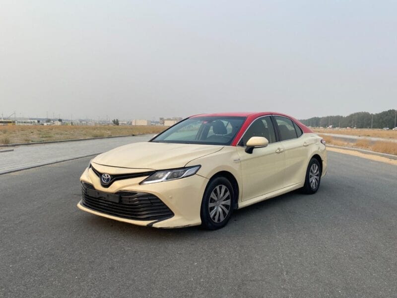 Toyota Camry 2021 , 6 cylinders Taxi