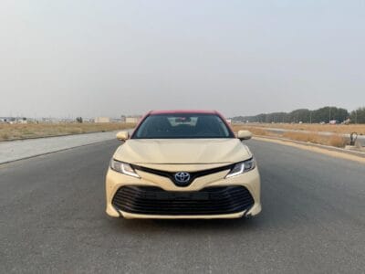 Toyota Camry 2021 , 6 cylinders Taxi