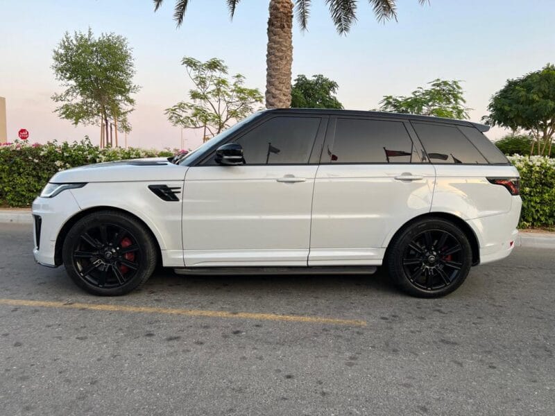 Range Rover Supercharged, 8 cylinder, Modified inside outside to SVR 2020, clean title
