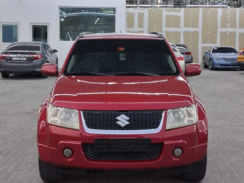 Suzuki Grand Vitara 2011 4 cylinders in Excellent condition