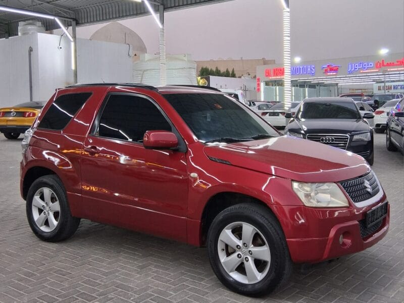 Suzuki Grand Vitara 2011 4 cylinders in Excellent condition
