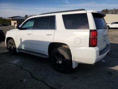 CHEVROLET TAHOE K1500 LT 2015 with 8 cylinders