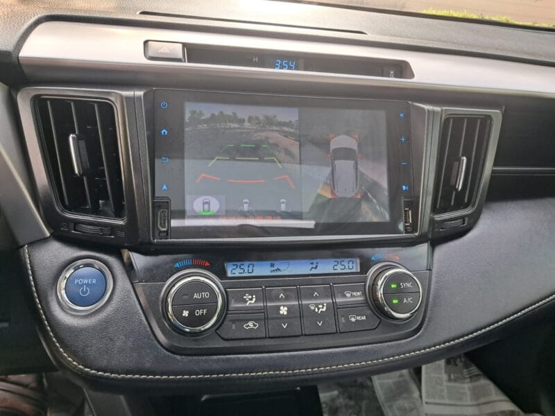 Toyota RAV4 2018 Hybrid Full option