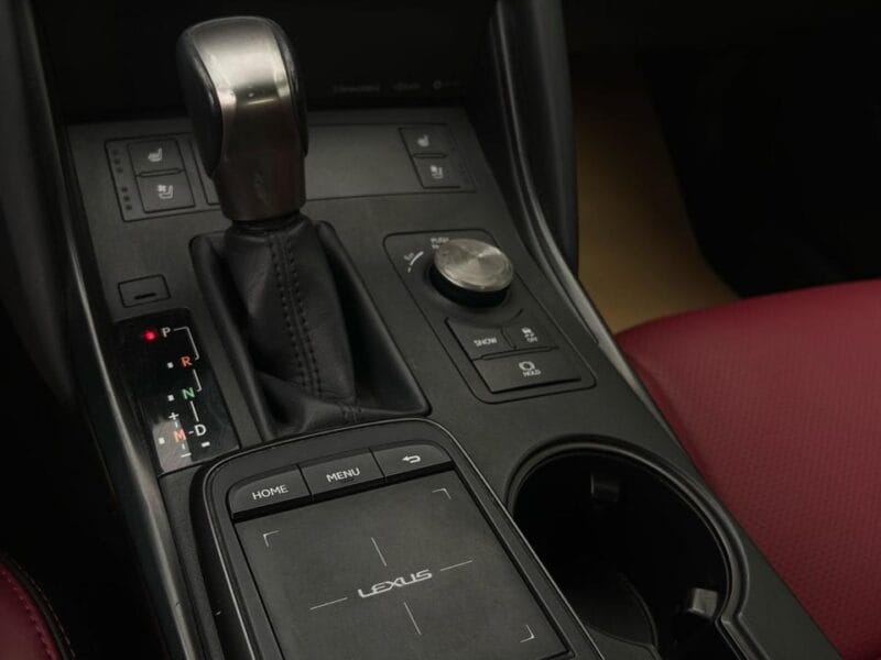 LEXUS IS300 FULL OPTION 2021