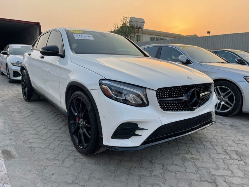 Mercedes-Benz GLC43 AMG 2019 White with 6 cylinders