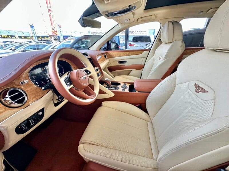 Bentley Bentayga 2022