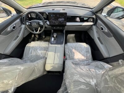 GAC GS8 2.0T 2025 with 4 cylinders