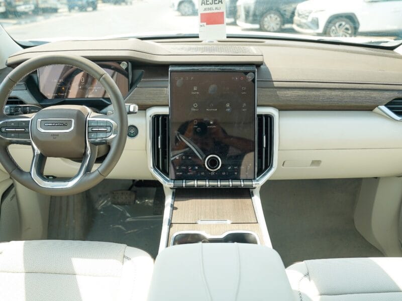 GMC Acadia Denali AWD White 2024
