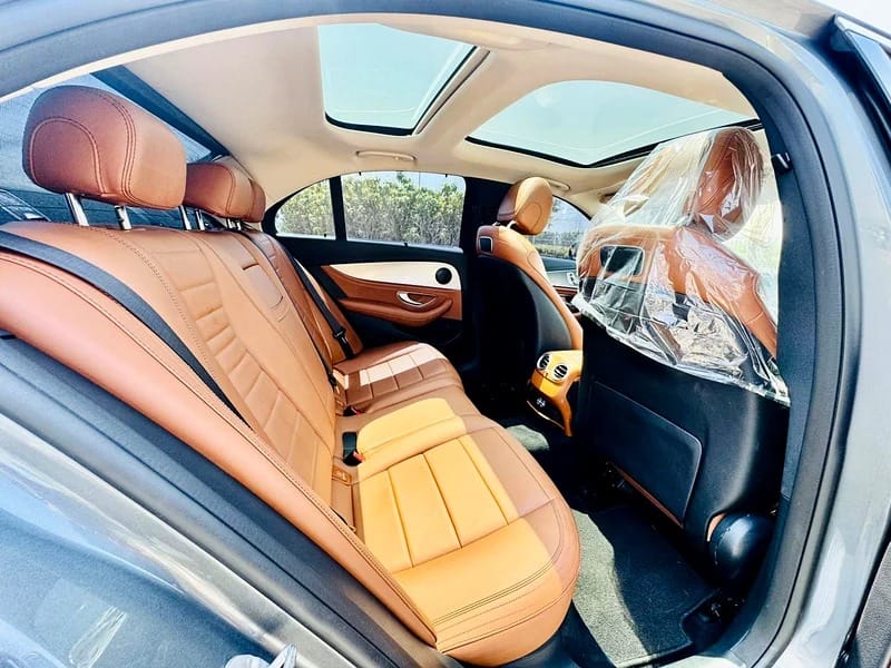 MERCEDES-BENZ E300 2020