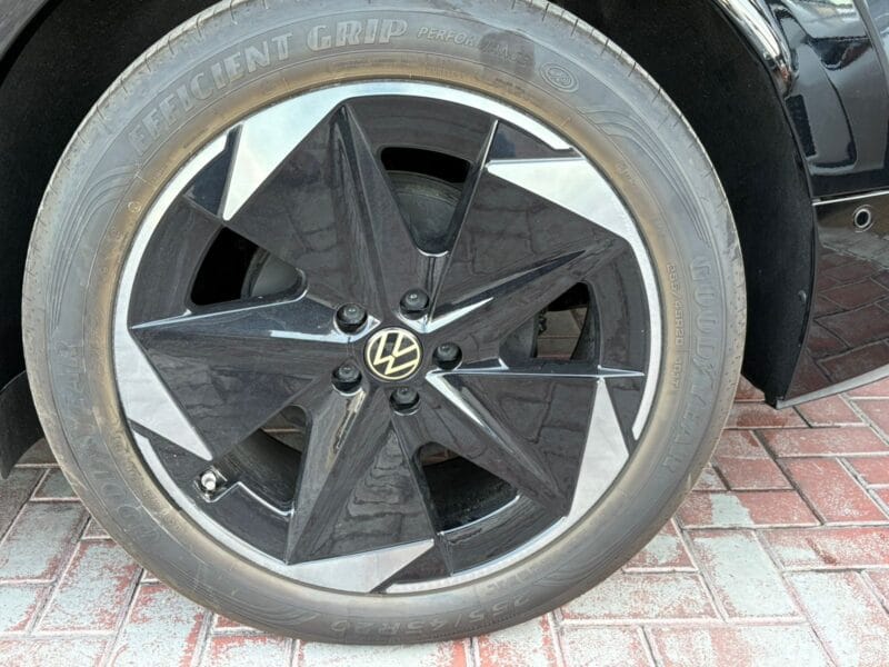 Volkswagen ID Unyx Ultra 2025