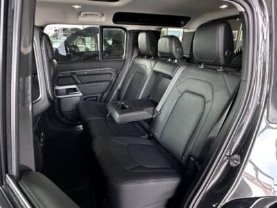 Land Rover DEFENDER 2024