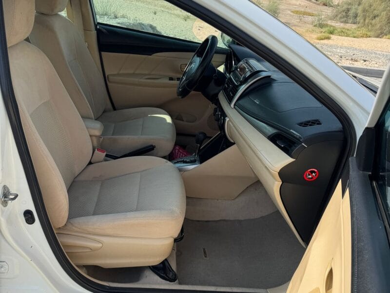 Toyota Yaris 2016