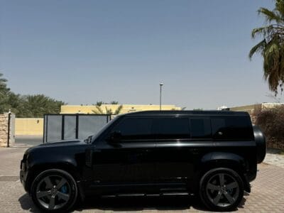 Land Rover Defender V8 2024