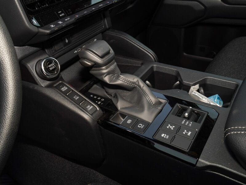 Toyota Prado TX-2, 2.8L Turbo 2025