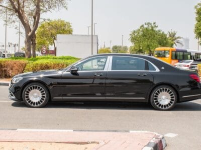 Mercedes-Maybach S560 2020