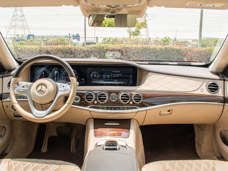 Mercedes-Maybach S560 2020