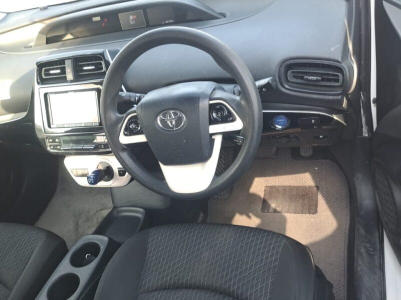 Toyota Prius 2016