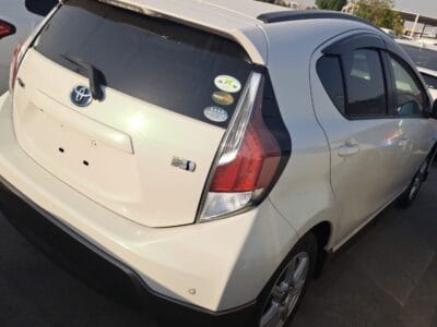 Toyota Aqua 2015