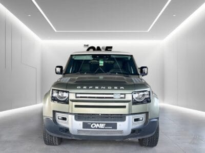 2020 Land Rover DEFENDER SE