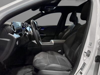 2024 Mercedes-Benz C300