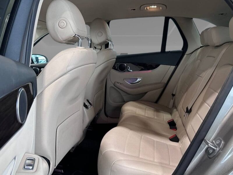 2020 Mercedes-Benz GLC 300