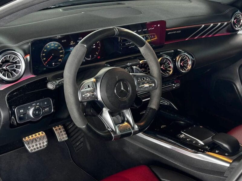 2021 Mercedes-Benz A 35 AMG