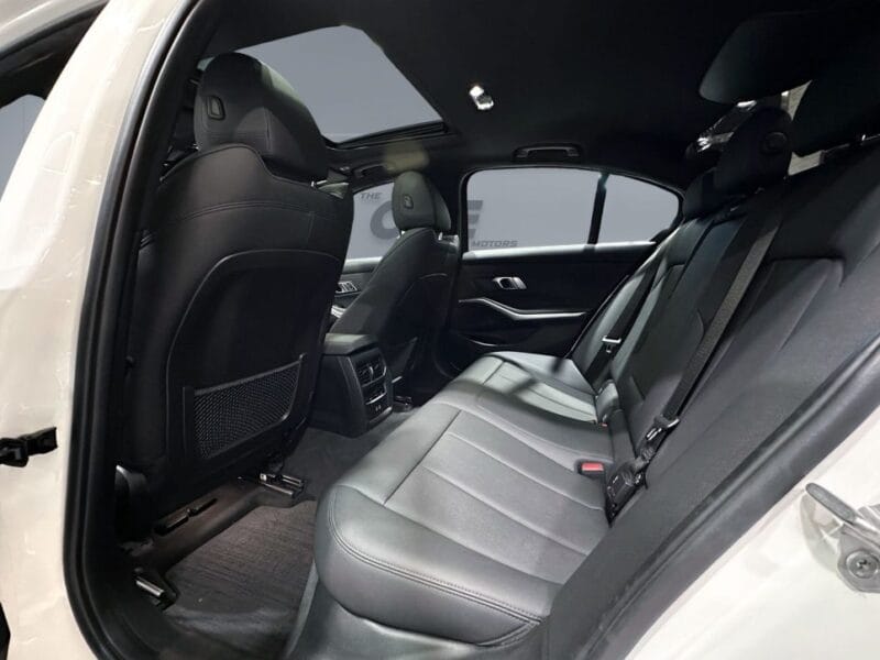 2021 BMW 330i