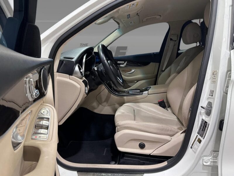 2020 Mercedes-Benz GLC 300