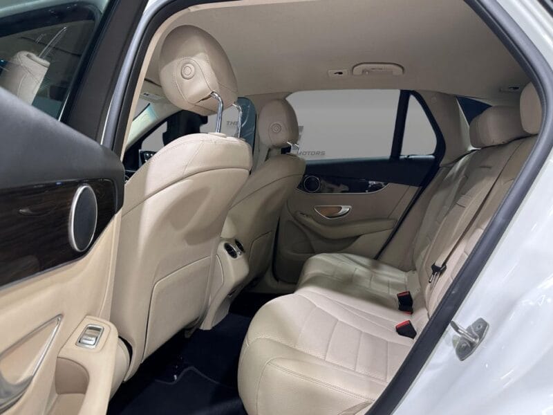 2020 Mercedes-Benz GLC 300