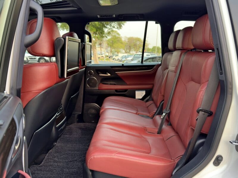 Lexus LX570 Signature Calendar 2019