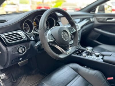 Mercedes-Benz CLS 63 2012