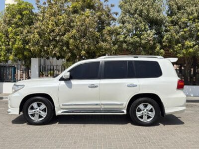 Toyota Land Cruiser GXR 2014