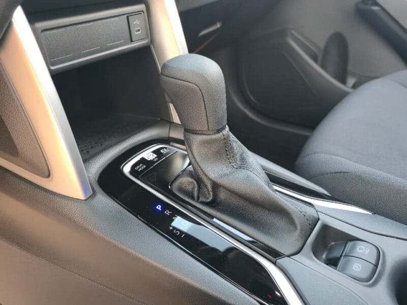 TOYOTA COROLLA CROSS 2.0 HYBRID 2025