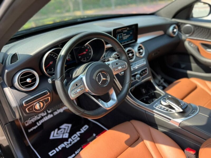 Mercedes-Benz C200 AMG 2019 - Under Warranty
