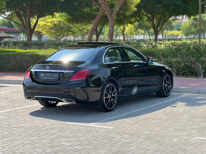 Mercedes-Benz C200 AMG 2019 - Under Warranty