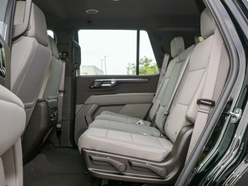 Chevrolet Tahoe LS V8 5.3L RWD 2025