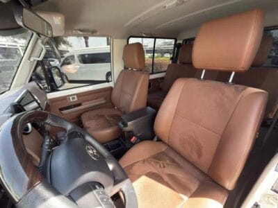 Toyota Land Cruiser 70 2024 - NEAT AND CLEAN