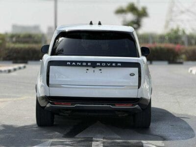 Land Rover Range Rover Autobiography P530 4.4L 2023 - NEAT AND CLEAN UNDER WARRANTY AND SERVICE