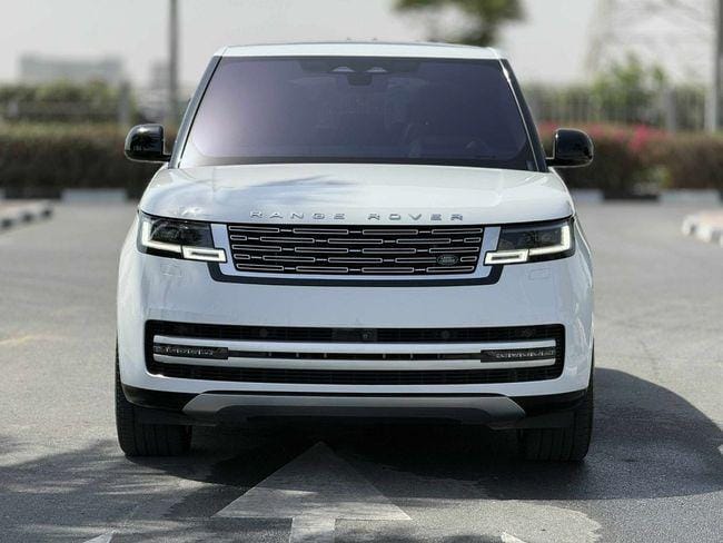 Land Rover Range Rover Autobiography P530 4.4L 2023 - NEAT AND CLEAN UNDER WARRANTY AND SERVICE