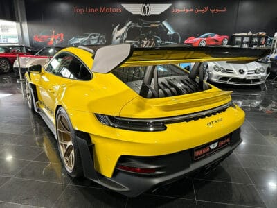 Porsche GT3 RS Weissach 2024 4.0-liter flat-six engine
