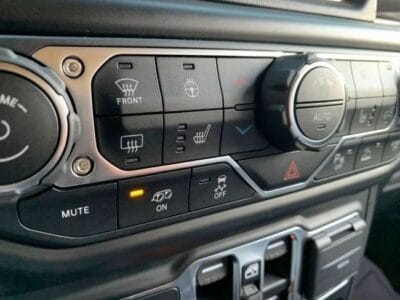 Jeep Wrangler Unlimited Rubicon Rubicon 392 2021 / V8 engine / 6.4L