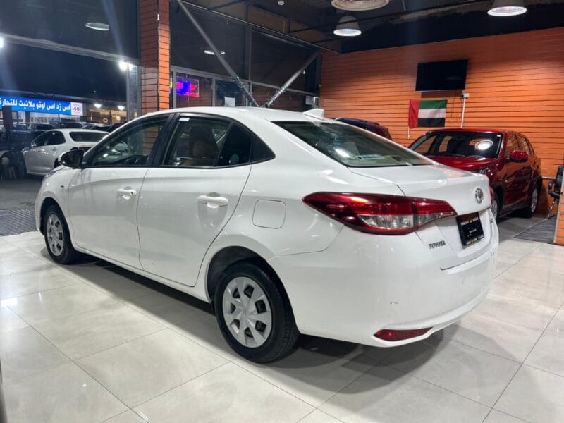 TOYOTA YARIS 2021
