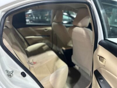 TOYOTA YARIS 2021
