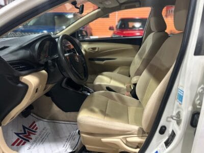 TOYOTA YARIS 2021