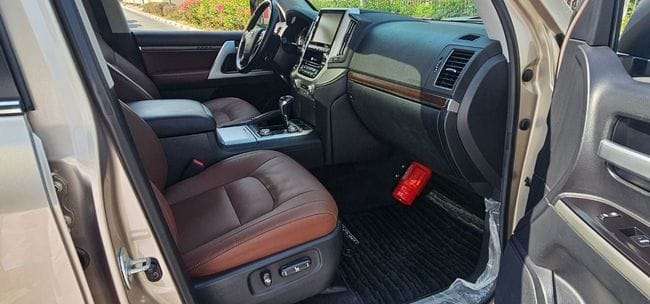 Toyota Land Cruiser VXR 5.7L 4WD 2018 Full Option
